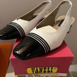 Womens 9.5 dress shoe